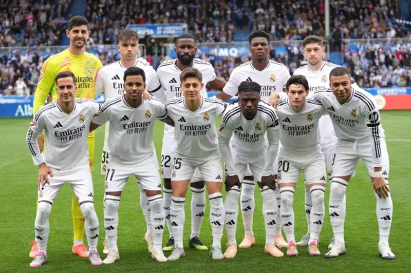 ريال مدريد يتخذ خطوة جريئة: بيع نجم من صفوفه في الأفق