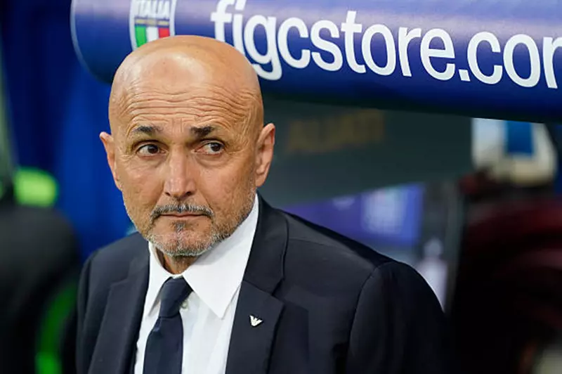سباليتي يعلن بصراحة: القرار العادل هو رحيله عن تدريب منتخب إيطاليا